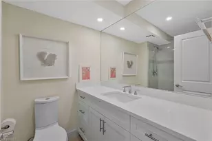 222 Harbour Dr, Naples, FL 34103 - Photo 15