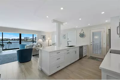 222 Harbour Dr #407, Naples, FL 34103 - Photo 3