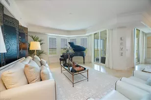 285 Grande Way, Naples, FL 34110 - Photo 1