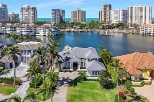 311 Neapolitan Way, Naples, FL 34103 - Photo 3