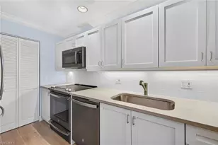 788 Park Shore Dr, Naples, FL 34103 - Photo 5