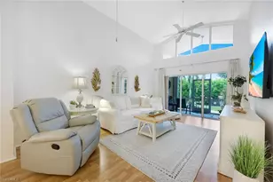 129 Sabal Lake Dr, Naples, FL 34104 - Photo 5