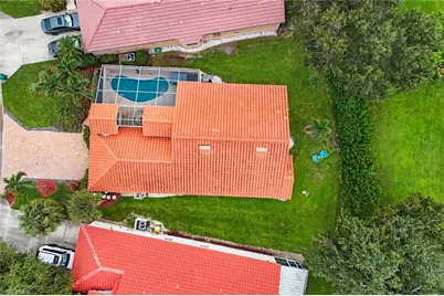 129 Sabal Lake Dr, Naples, FL 34104 - Photo 25