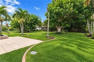 715 SE 9th Ave, Cape Coral, FL 33990 - Photo 13