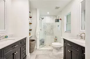 200 Burning Tree Dr, Naples, FL 34105 - Photo 23