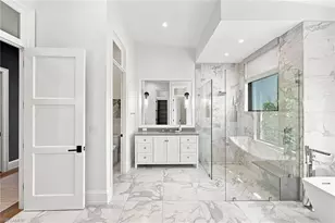 1300 Nautilus Rd, Naples, FL 34102 - Photo 35