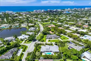 1300 Nautilus Rd, Naples, FL 34102 - Photo 11