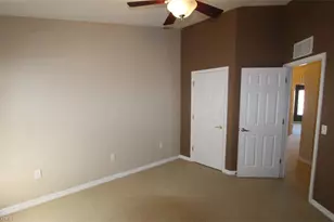 1056 Hampton Cir, Naples, FL 34105 - Photo 7