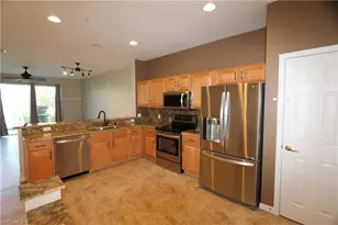1056 Hampton Cir, Naples, FL 34105 - Photo 3