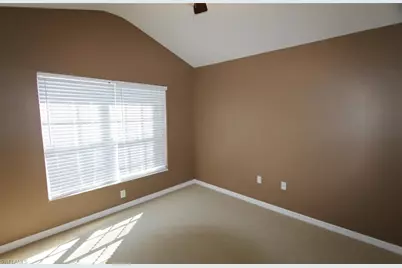 1056 Hampton Cir, Naples, FL 34105 - Photo 9
