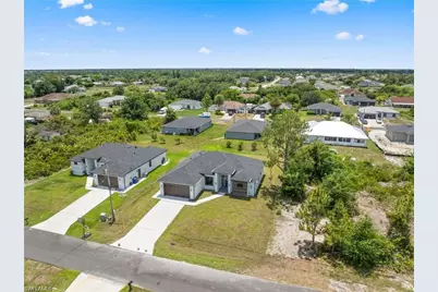 2513 13th St SW, Lehigh Acres, FL 33976 - Photo 37