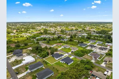 2513 13th St SW, Lehigh Acres, FL 33976 - Photo 35