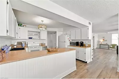9375 Gulf Shore Dr #501, Naples, FL 34108 - Photo 21
