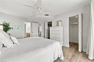 9375 Gulf Shore Dr, Naples, FL 34108 - Photo 27