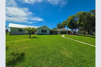 864 Peachtree Dr, Lake Placid, FL 33852 - Photo 9