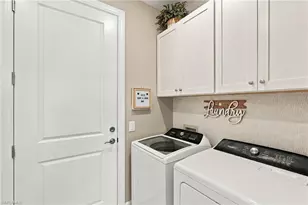 1880 Sierra Ct, Naples, FL 34120 - Photo 19