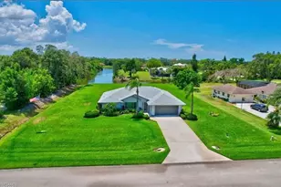 1364 Windswept Ave, Naples, FL 34109 - Photo 3