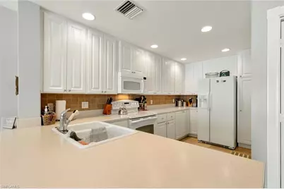 15369 Laughing Gull Ln, Bonita Springs, FL 34135 - Photo 9