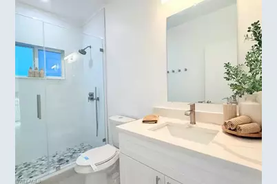 3911 NE 16th Pl, Cape Coral, FL 33909 - Photo 23