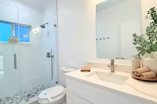3911 NE 16th Pl, Cape Coral, FL 33909 - Photo 23