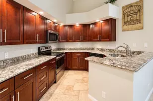 181 Napa Ridge Rd E, Naples, FL 34119 - Photo 5
