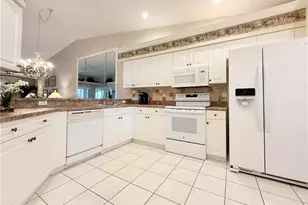 8580 Naples Heritage Dr, Naples, FL 34112 - Photo 5