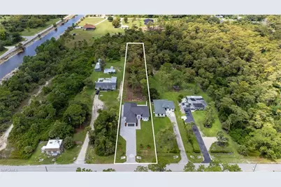 887 6th St SE, Naples, FL 34117 - Photo 31