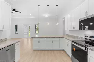 887 6th St SE, Naples, FL 34117 - Photo 9