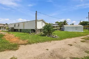 1241 S Lopez Ln, Chokoloskee, FL 34138 - Photo 39
