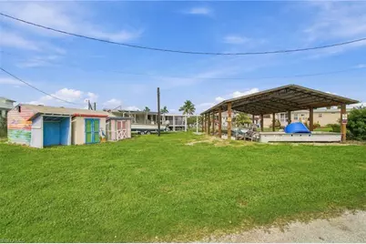 1241 S Lopez Ln, Chokoloskee, FL 34138 - Photo 29