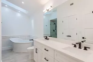 5520 Cynthia Ln, Naples, FL 34112 - Photo 9