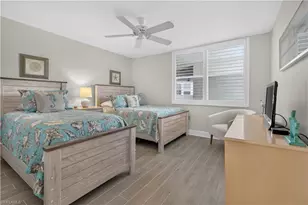 270 Naples Cove Dr, Naples, FL 34110 - Photo 21