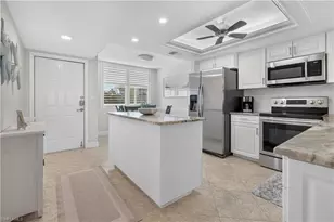 270 Naples Cove Dr, Naples, FL 34110 - Photo 11