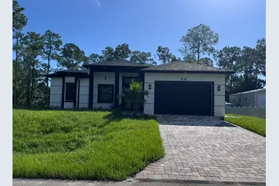 818 Columbus Ave, Lehigh Acres, FL 33972 - Photo 1