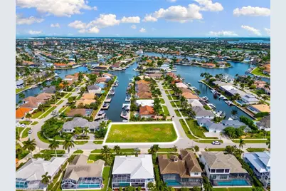 960 Bonita Ct, Marco Island, FL 34145 - Photo 33