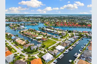 960 Bonita Ct, Marco Island, FL 34145 - Photo 13