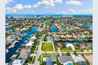 960 Bonita Ct, Marco Island, FL 34145 - Photo 31