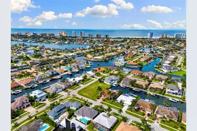 960 Bonita Ct, Marco Island, FL 34145 - Photo 7