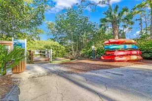 27131 Oakwood Lake Dr, Bonita Springs, FL 34134 - Photo 37