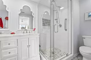 6045 Chardonnay Ln, Naples, FL 34119 - Photo 9