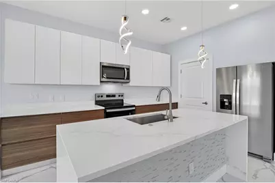 454 Mercedes Ct, Lehigh Acres, FL 33972 - Photo 21