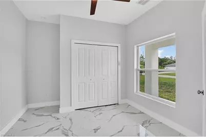 454 Mercedes Ct, Lehigh Acres, FL 33972 - Photo 9