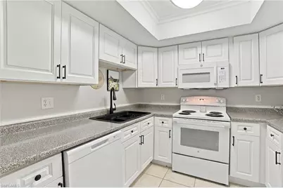 13366 Fox Chapel Ct, Fort Myers, FL 33919 - Photo 9