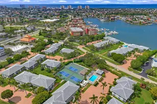 671 W Elkcam Cir, Marco Island, FL 34145 - Photo 3