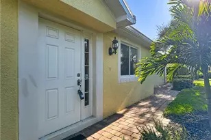 8677 Erice Ct, Naples, FL 34114 - Photo 3