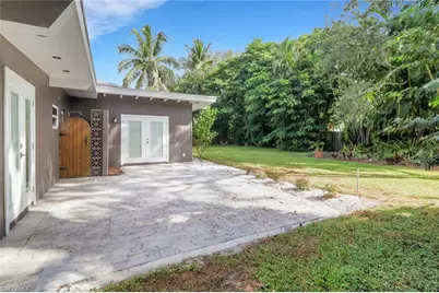 5150 Sand Dollar Ln, Naples, FL 34103 - Photo 33