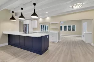 5150 Sand Dollar Ln, Naples, FL 34103 - Photo 9
