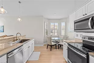 6305 Wilshire Pines Cir, Naples, FL 34109 - Photo 5