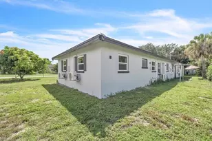 2423 Jeffcott St, Fort Myers, FL 33901 - Photo 31