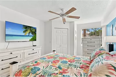 8960 Colonnades Ct E #915, Bonita Springs, FL 34135 - Photo 15
